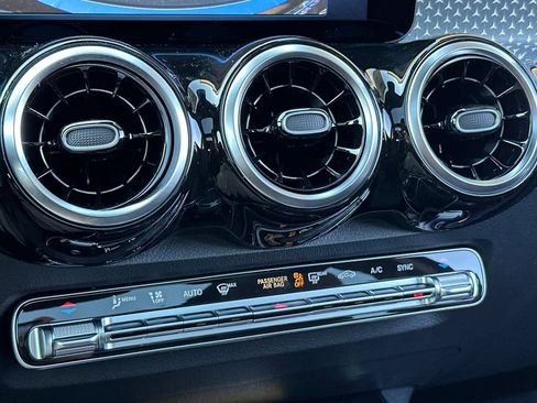 New 2026 Mercedes-Benz GLB 250 image 19