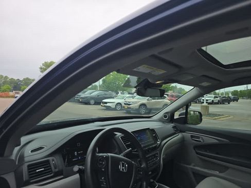 Used 2023 Honda Ridgeline RTL image 12