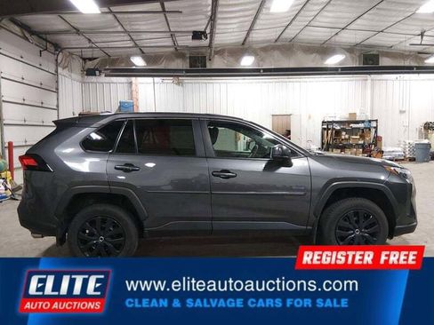 Used 2023 Toyota RAV4 LE AWD/4WD image 26