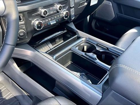 New 2026 Ford F250 Lariat w/ Black Appearance Package AWD/4WD image 7