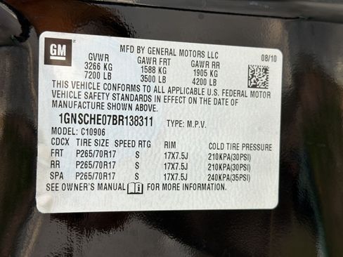 Certified 2011 Chevrolet Suburban LS RWD image 21