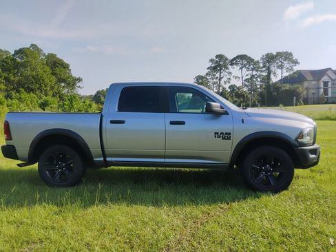 Used 2024 RAM 1500 Warlock AWD/4WD image 4