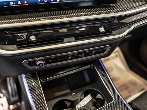 Used 2025 BMW X5 M60i w/ Climate Comfort Package image 29