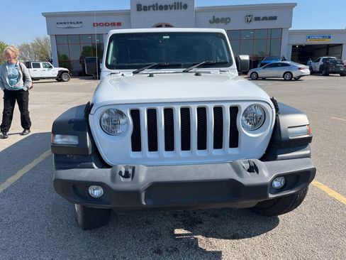 Used 2021 Jeep Wrangler Unlimited Sport w/ Cold Weather Group image 2