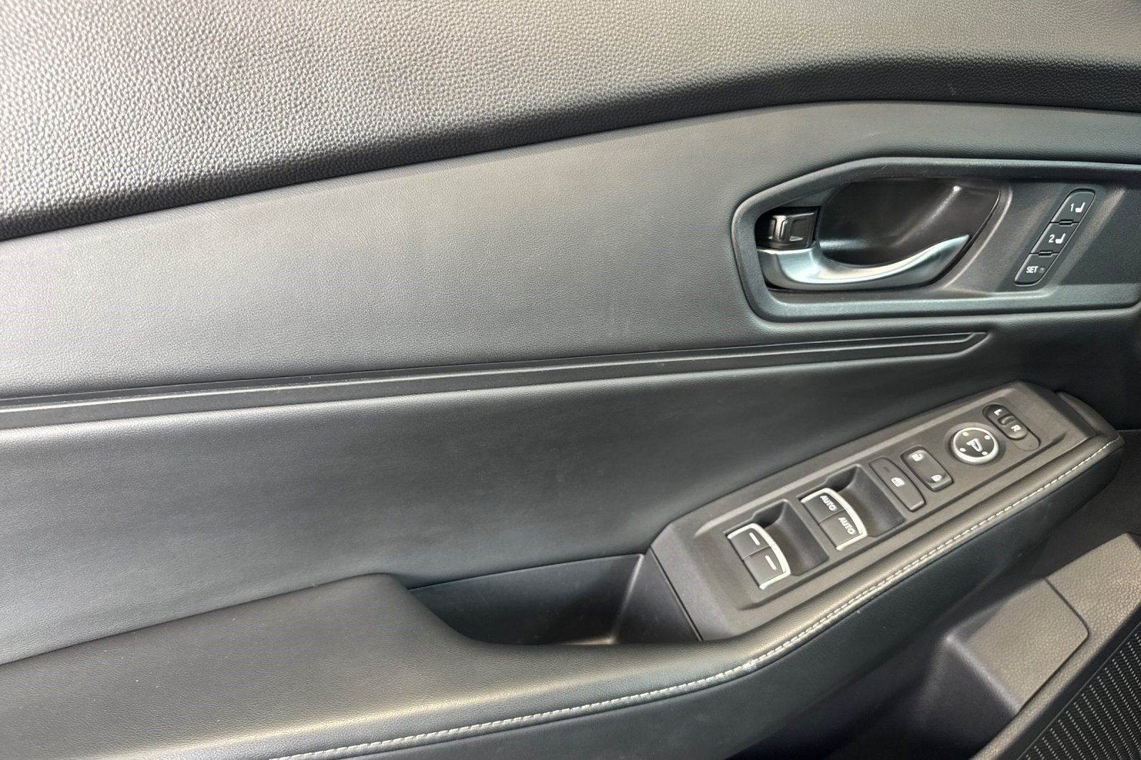 Used 2023 Honda Accord Sport image 12
