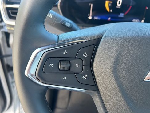 Used 2025 Chevrolet TrailBlazer ACTIV w/ Convenience Package image 11