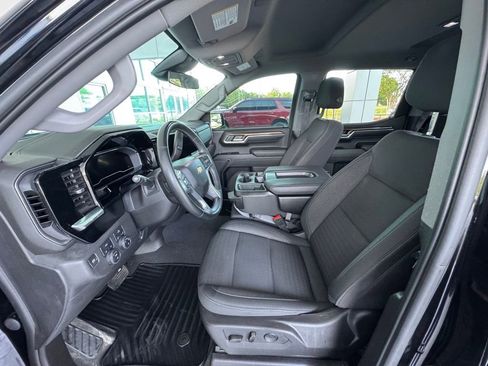 Used 2024 Chevrolet Silverado 1500 LT AWD/4WD image 13