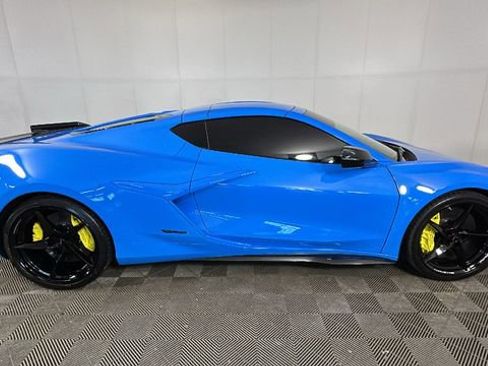 Used 2024 Chevrolet Corvette E-Ray w/ ZER Performance Package AWD/4WD image 3