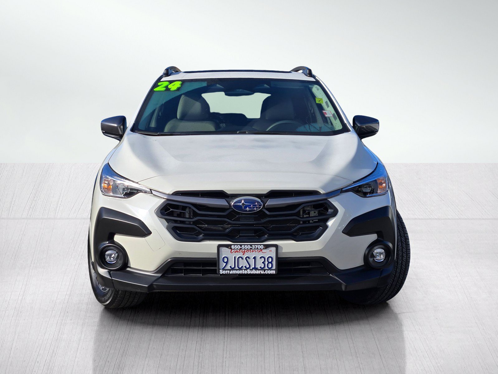 Used 2024 Subaru Crosstrek 2.0i Premium AWD/4WD image 2
