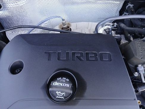 Used 2022 Chevrolet TrailBlazer RS w/ Sun and Liftgate Package image 32