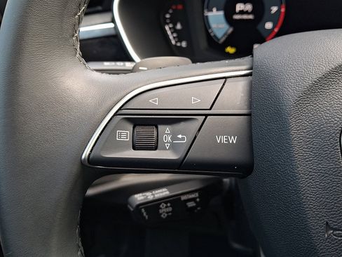 Used 2025 Audi Q3 2.0T Premium AWD/4WD image 21