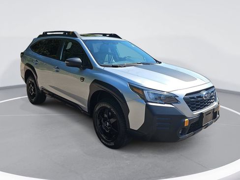 Used 2023 Subaru Outback Wilderness AWD/4WD image 3