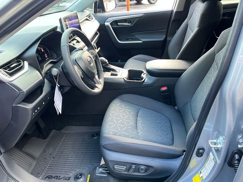 New 2025 Toyota RAV4 XLE w/ Convenience Package image 9