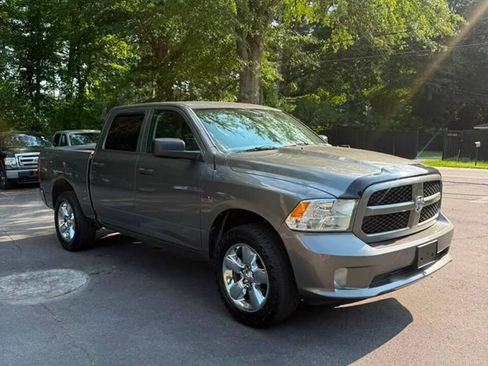 Used 2013 RAM 1500 Express AWD/4WD image 7
