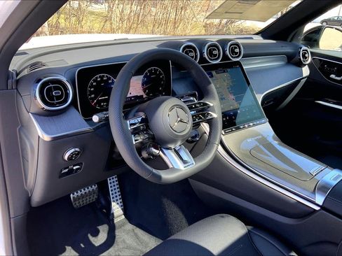 New 2026 Mercedes-Benz GLC 43 AMG 4MATIC image 9