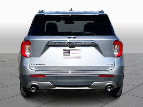 Used 2021 Ford Explorer Limited w/ Hybrid Equipment Group 310A image 5
