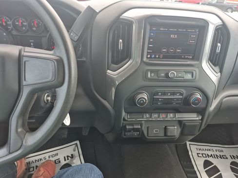 Used 2020 Chevrolet Silverado 1500 Custom Trail Boss w/ Custom Convenience Package AWD/4WD image 17