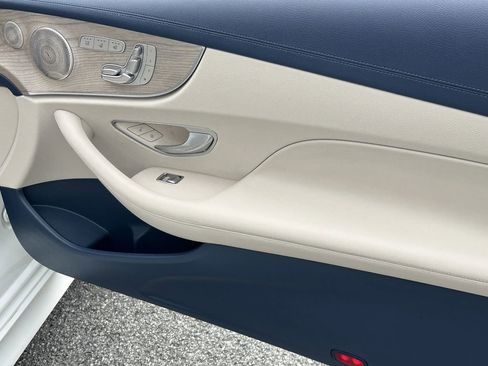 Used 2023 Mercedes-Benz E 450 4MATIC Cabriolet image 17