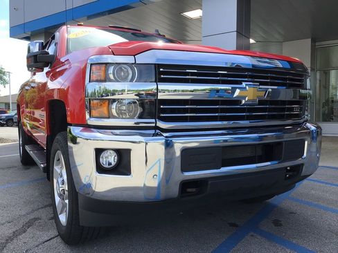 Used 2016 Chevrolet Silverado 2500 LTZ w/ LTZ Plus Package AWD/4WD image 43