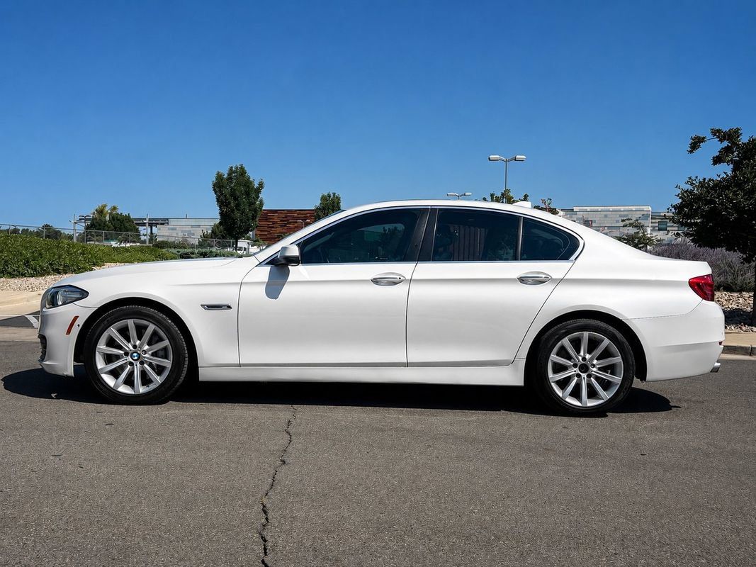 Used 2014 BMW 535i Sedan RWD image 2