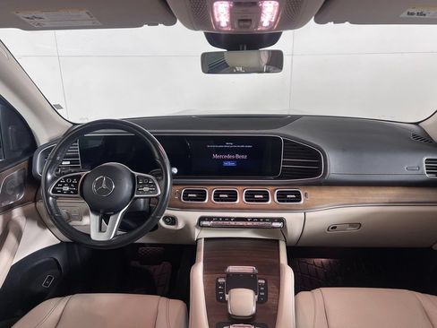 Used 2021 Mercedes-Benz GLS 450 4MATIC image 24