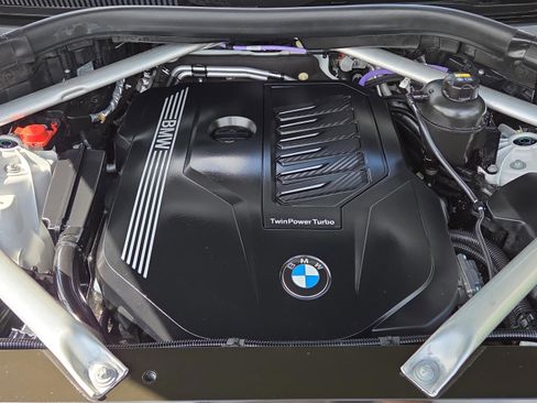 Used 2021 BMW X5 xDrive40i w/ M Sport Package image 25