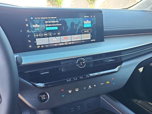 New 2026 Nissan Murano Platinum AWD/4WD image 23