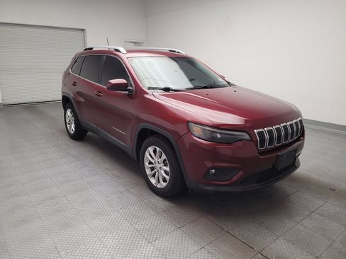 Used 2019 Jeep Cherokee Latitude w/ Popular Appearance Group FWD image 13