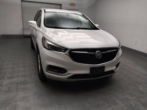 Used 2018 Buick Enclave Essence FWD image 13
