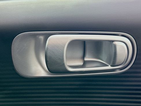 Used 2024 Hyundai Ioniq 6 SE image 29