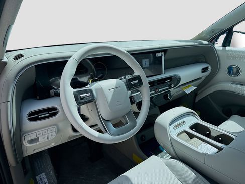 New 2026 Hyundai Palisade Limited FWD image 7