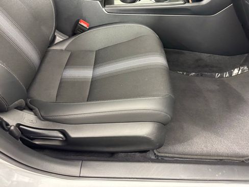 Used 2025 Honda Civic Sport Touring image 32