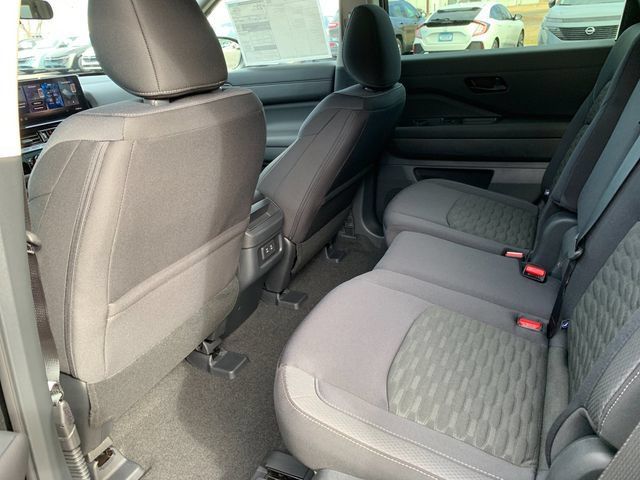 New 2026 Nissan Pathfinder SV AWD/4WD image 13