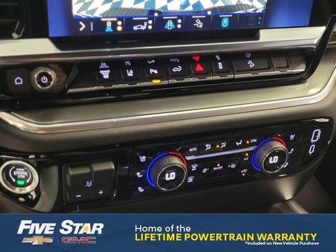 New 2026 Chevrolet Silverado 2500 High Country w/ High Country Premium Package AWD/4WD image 22