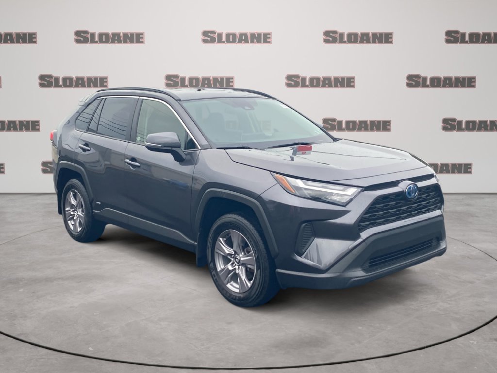 Used 2024 Toyota RAV4 XLE AWD/4WD image 7