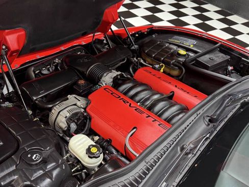 Used 2003 Chevrolet Corvette Z06 w/ Memory Package, 3 Drivers image 5