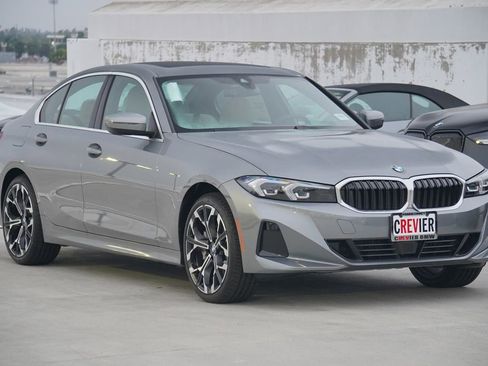 Used 2025 BMW 330i xDrive Sedan w/ Convenience Package AWD/4WD image 3