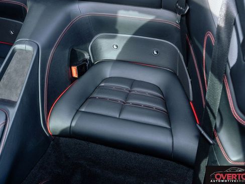 Used 2020 Ferrari Portofino RWD image 21