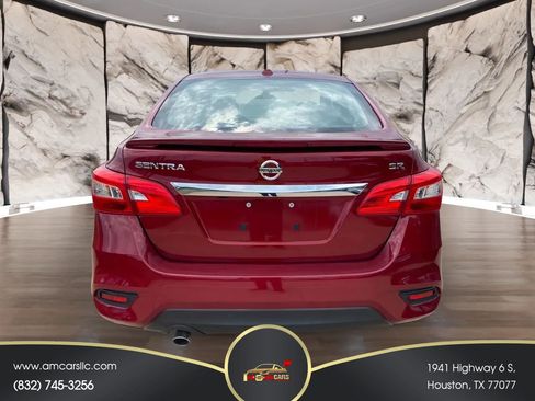 Used 2019 Nissan Sentra SR FWD image 3