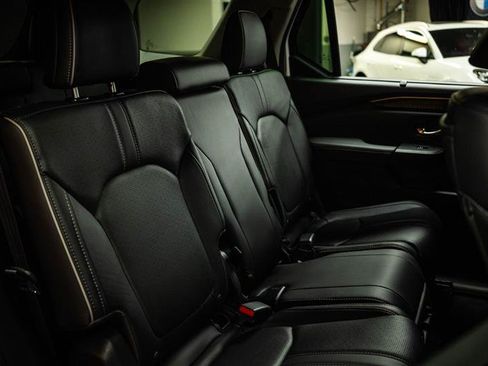 Used 2023 Honda Pilot Elite image 13