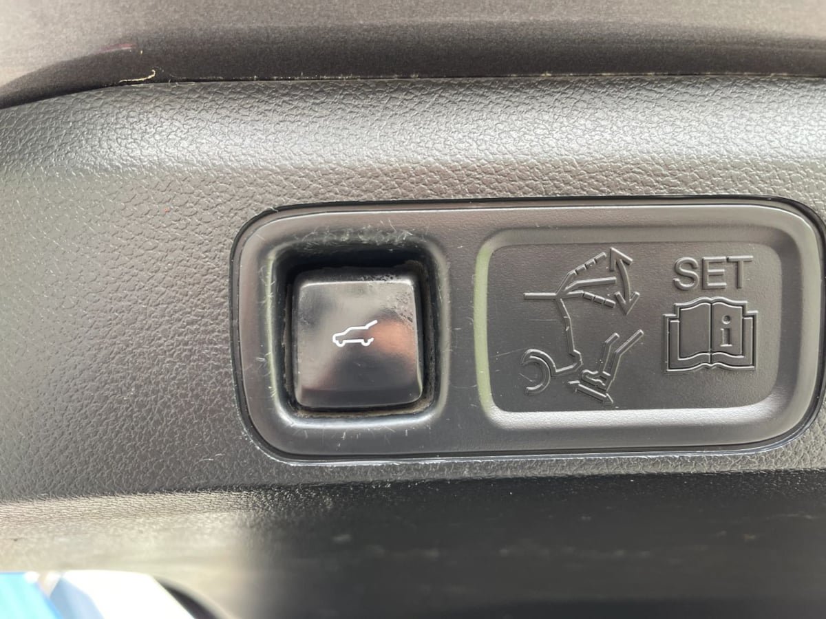 Used 2021 Ford Expedition Max Limited RWD image 11