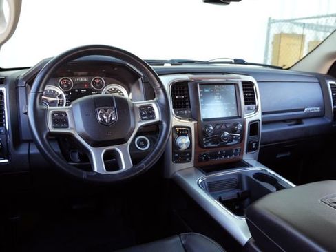 Used 2016 RAM 1500 Laramie w/ Convenience Group AWD/4WD image 38
