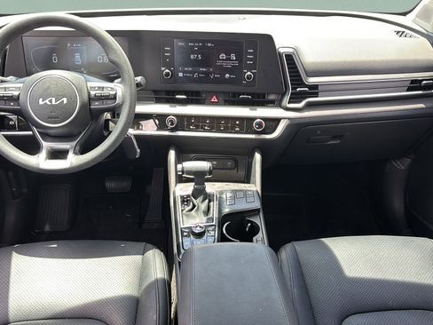 Used 2024 Kia Sportage LX AWD/4WD image 15
