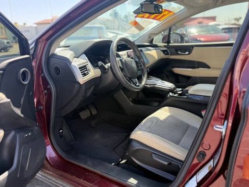 Used 2019 Honda Clarity Plug-In Hybrid image 11