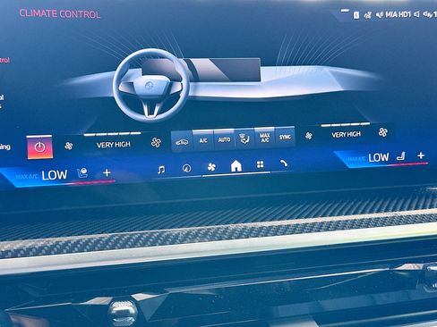 Certified 2024 BMW X7 M60i w/ Executive Package AWD/4WD image 16