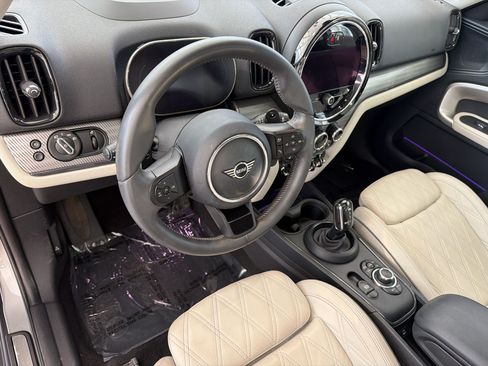 Used 2024 MINI Cooper Countryman S FWD image 4