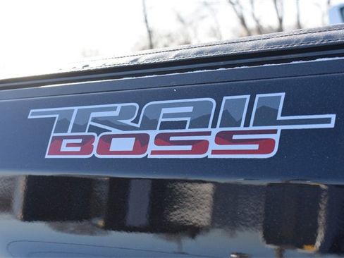 Used 2023 Chevrolet Silverado 1500 LT Trail Boss image 16
