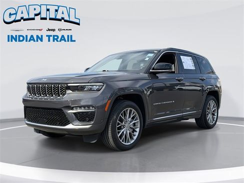 Used 2025 Jeep Grand Cherokee Summit image 1