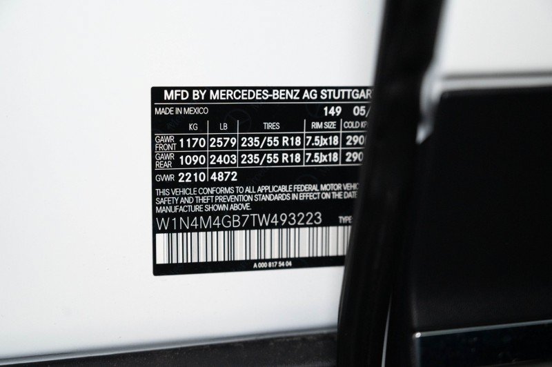 New 2026 Mercedes-Benz GLB 250 image 37