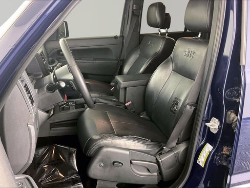 Used 2012 Jeep Liberty Sport AWD/4WD image 19